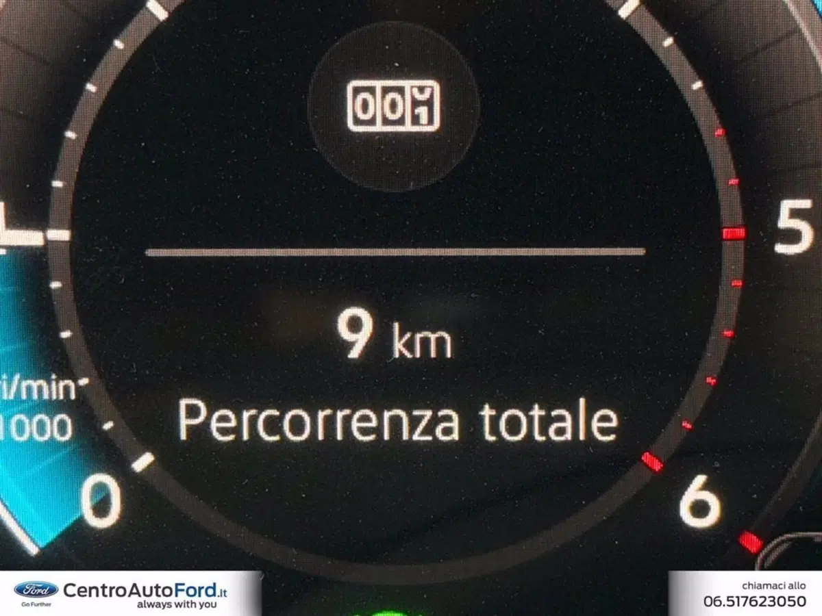 Volkswagen Golf Variant nuova a Roma (16)