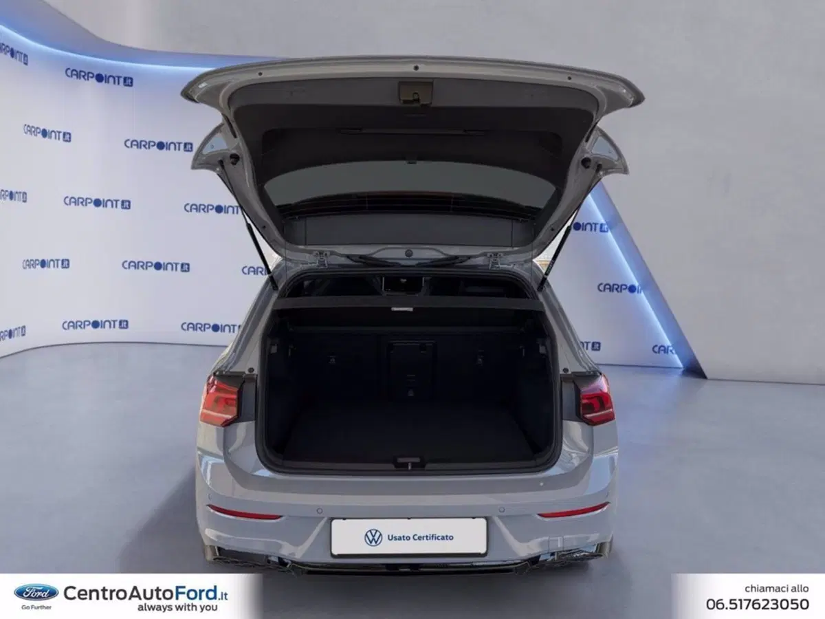 Volkswagen Golf Variant nuova a Roma (17)
