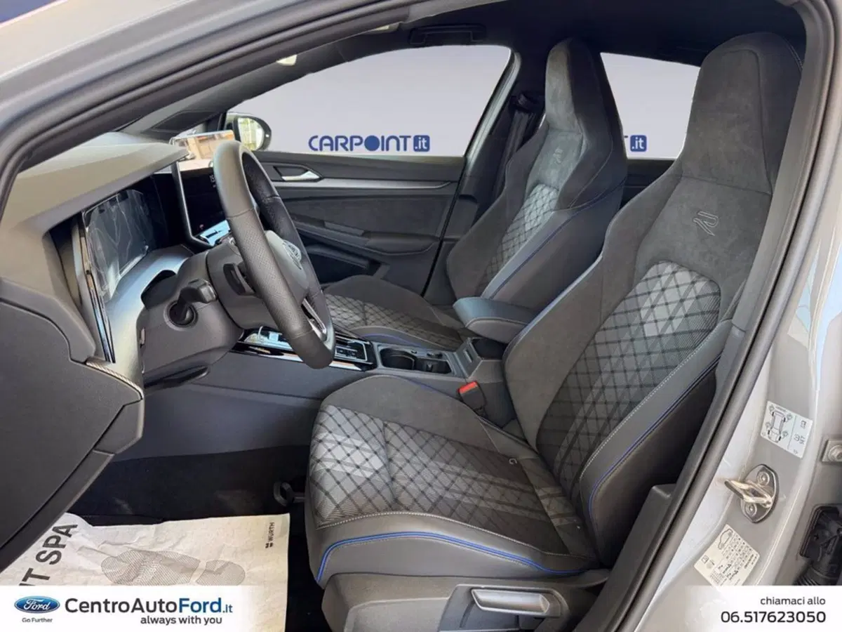 Volkswagen Golf Variant nuova a Roma (9)