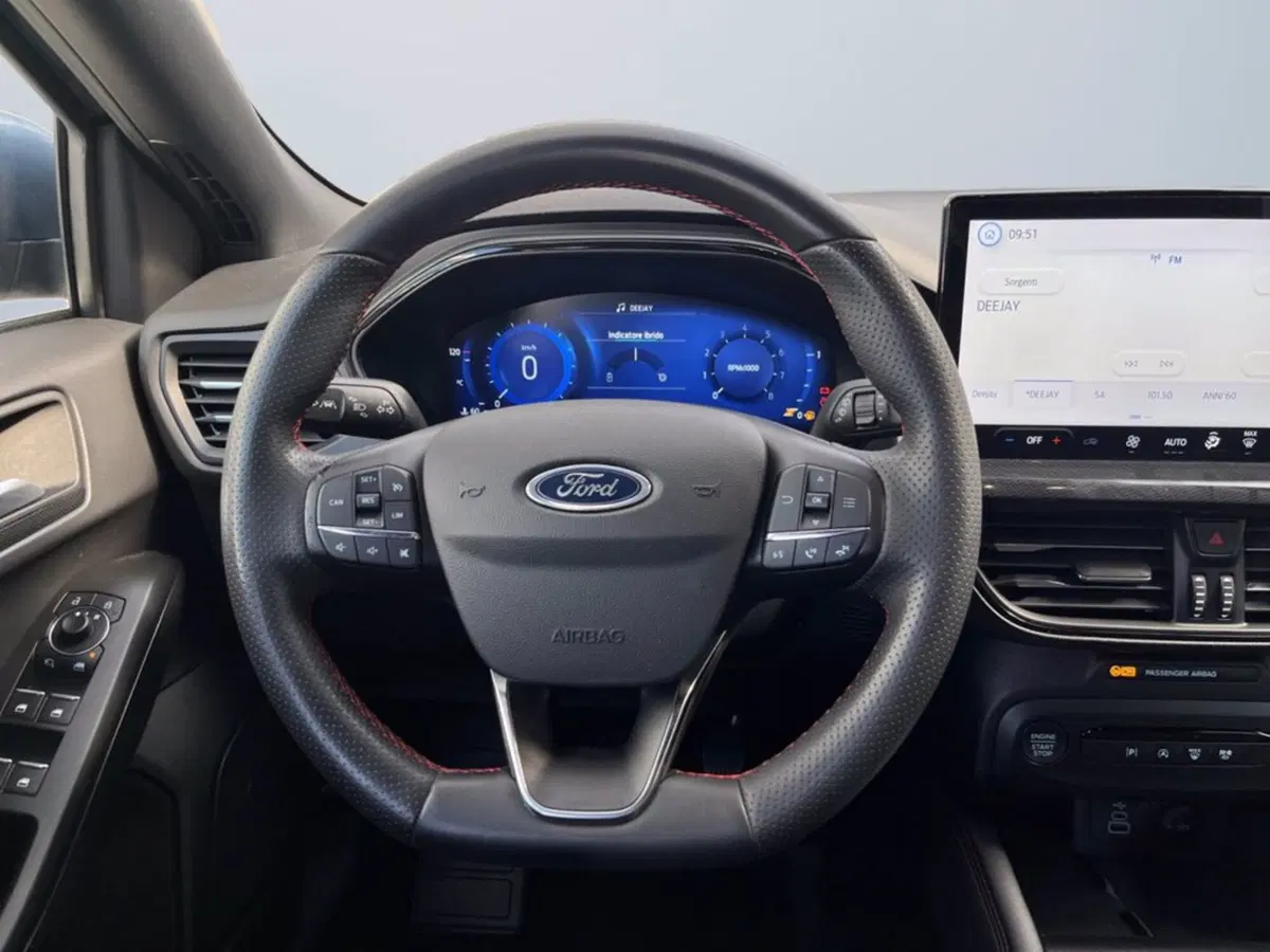 Ford Focus Station Wagon usata a Milano (13)