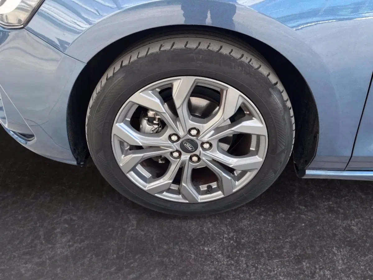Ford Focus Station Wagon usata a Milano (9)