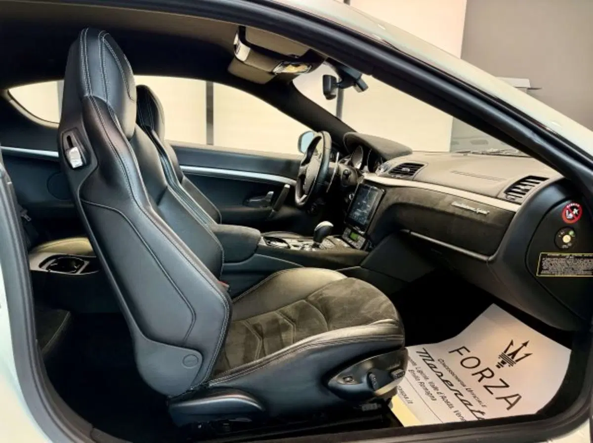 Maserati Granturismo usata a Torino (11)