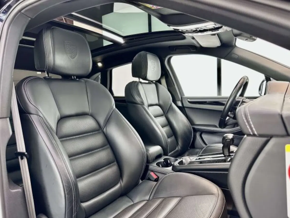 Porsche Macan usata a Torino (15)
