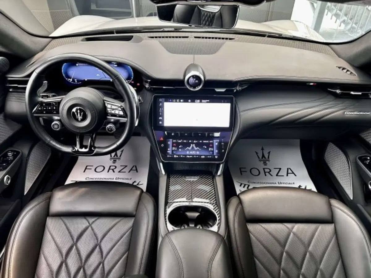 Maserati Granturismo usata a Torino (15)