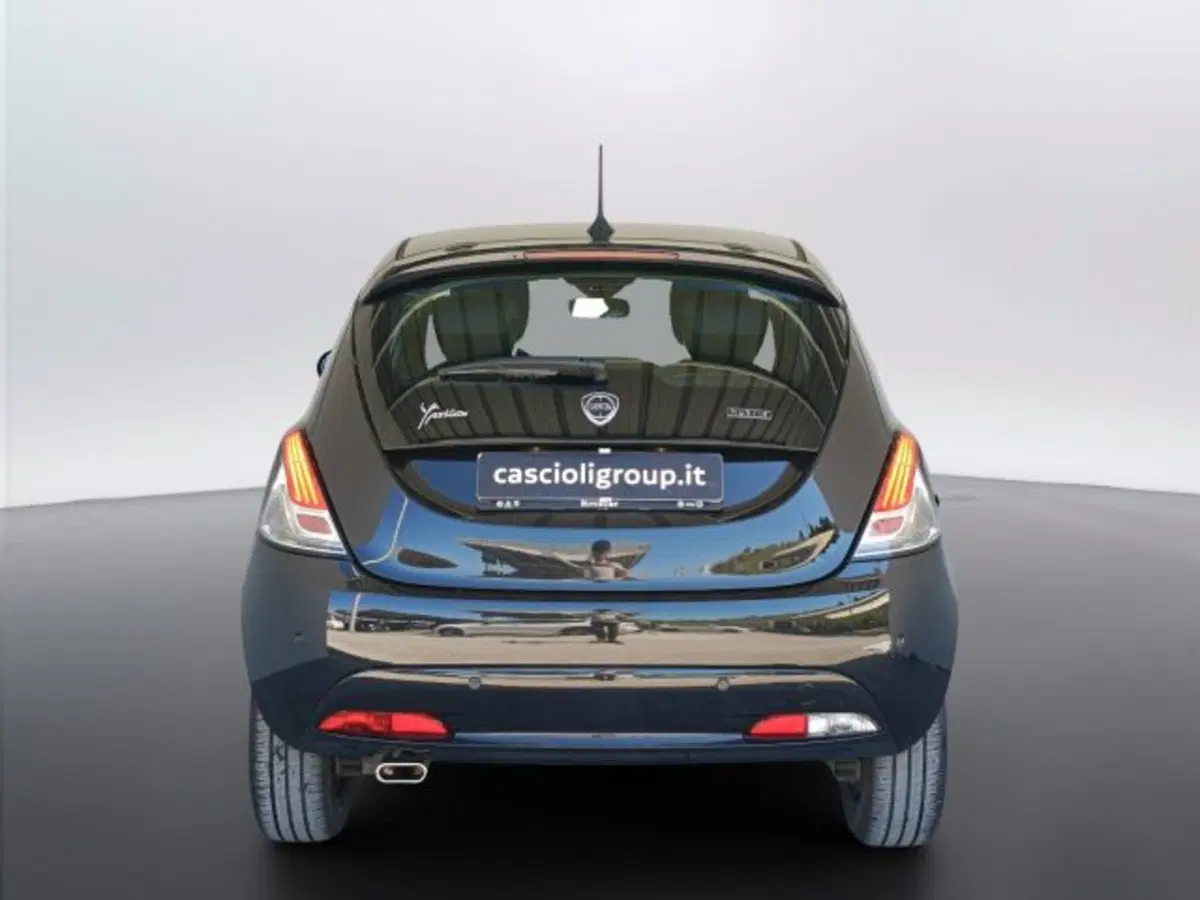 Lancia Ypsilon usata a Teramo (5)