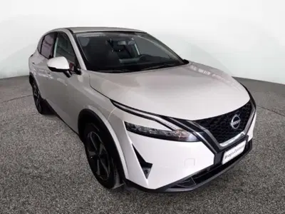 Nissan Qashqai 1.3 mhev N-Connecta 2wd 140cv del 2023 usata a Empoli