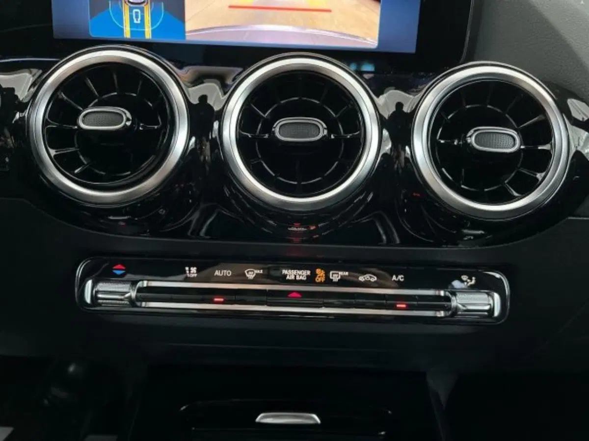 Mercedes-Benz Classe B nuova a Verona (14)