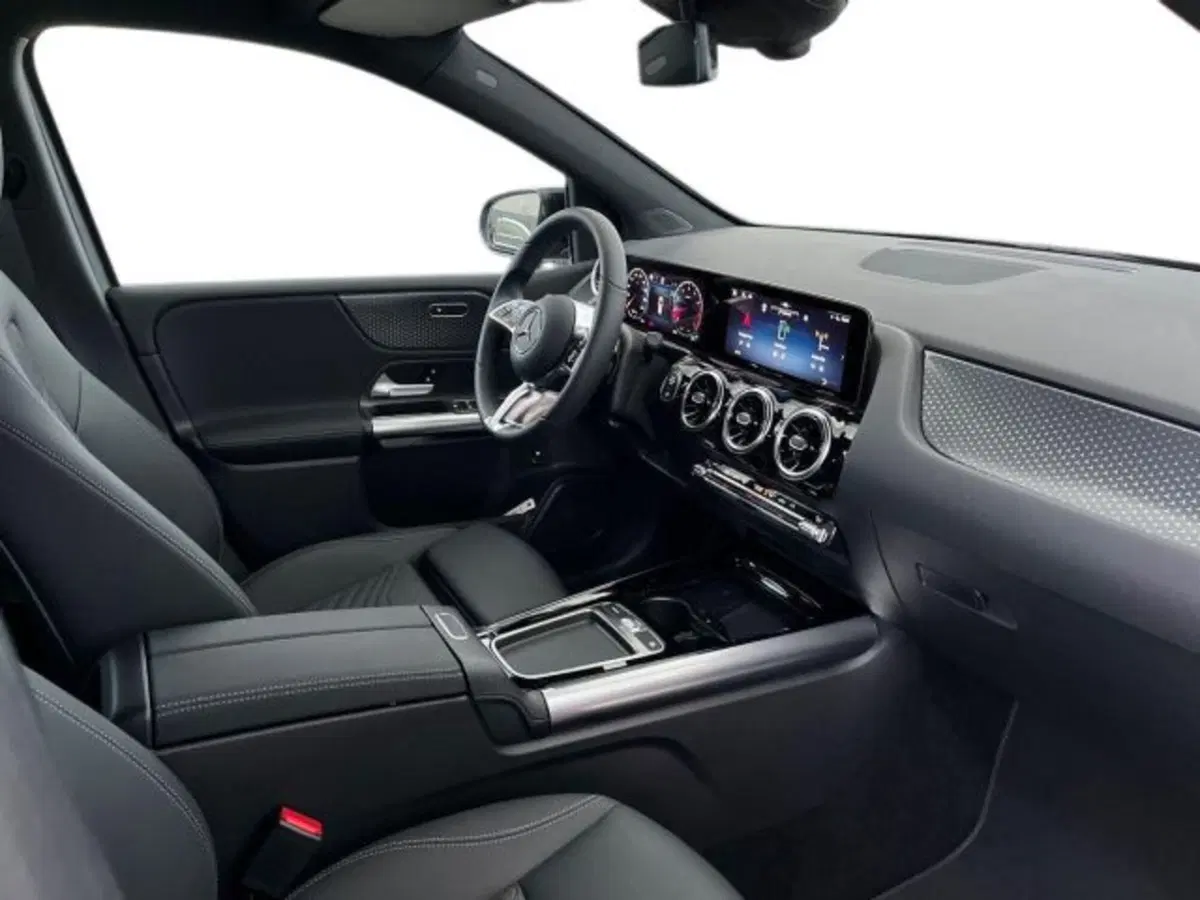Mercedes-Benz Classe B nuova a Verona (15)