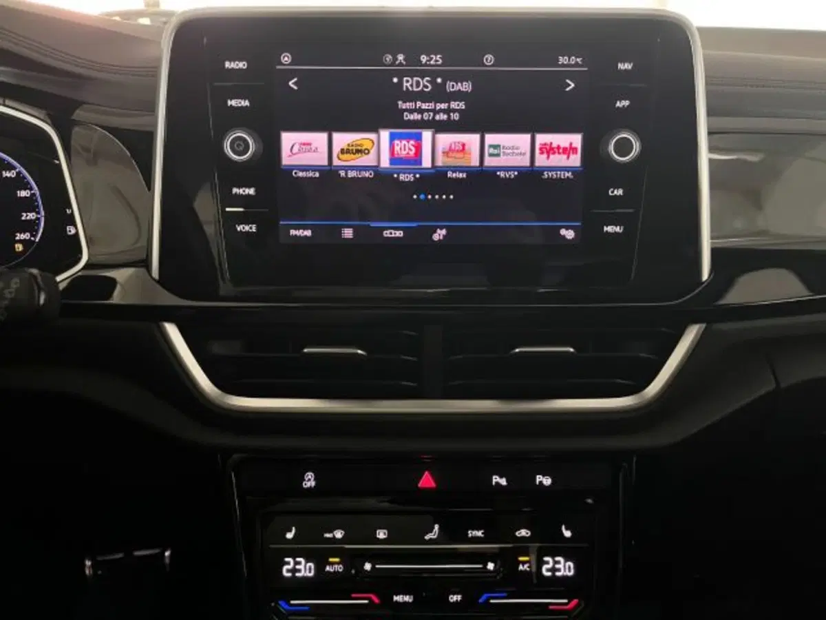 Volkswagen T-Roc usata a Cuneo (11)