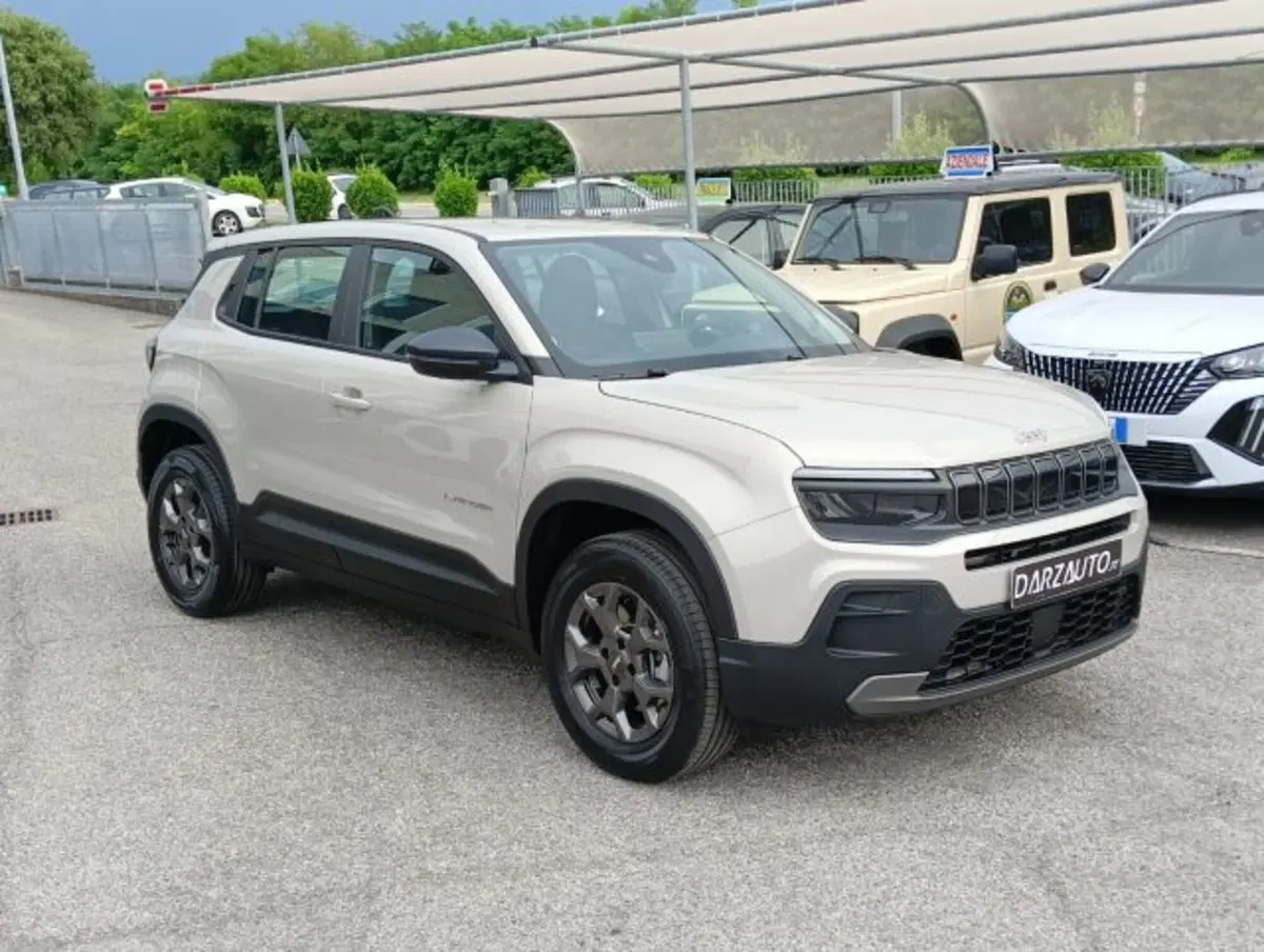 Jeep Avenger nuova a Brescia (3)
