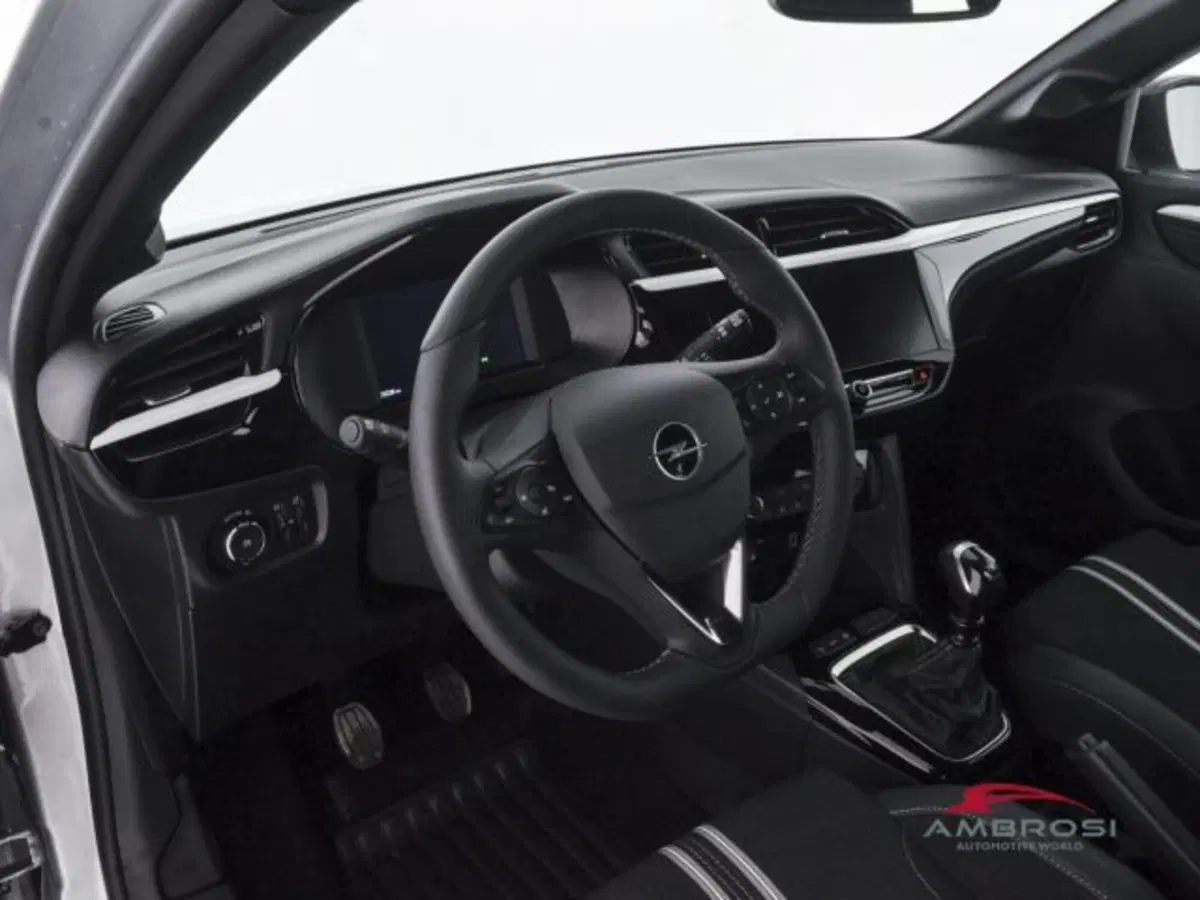 Opel Corsa usata a Perugia (8)
