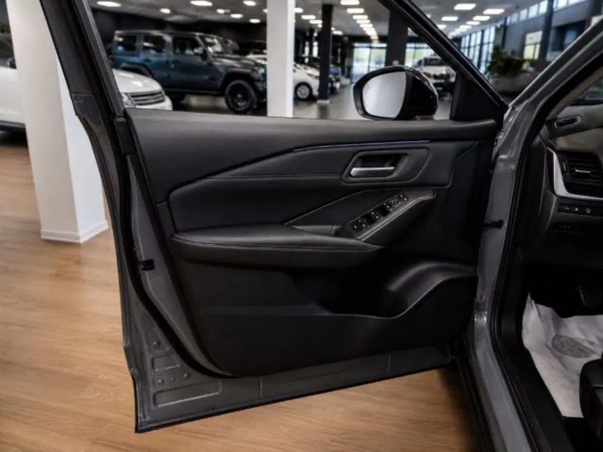 Nissan Qashqai nuova a Latina (12)