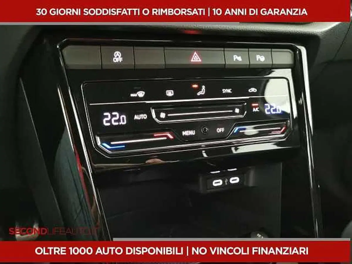 Volkswagen T-Roc usata a Chieti (12)
