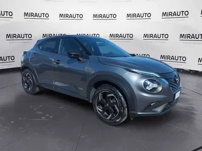 Nissan Juke 1.6 hev N-Connecta del 2023 usata a Roma