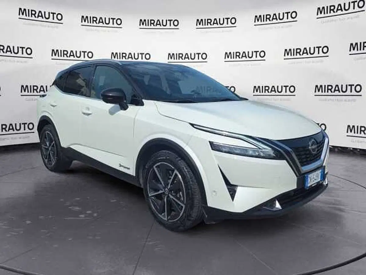 Nissan Qashqai usata a Roma