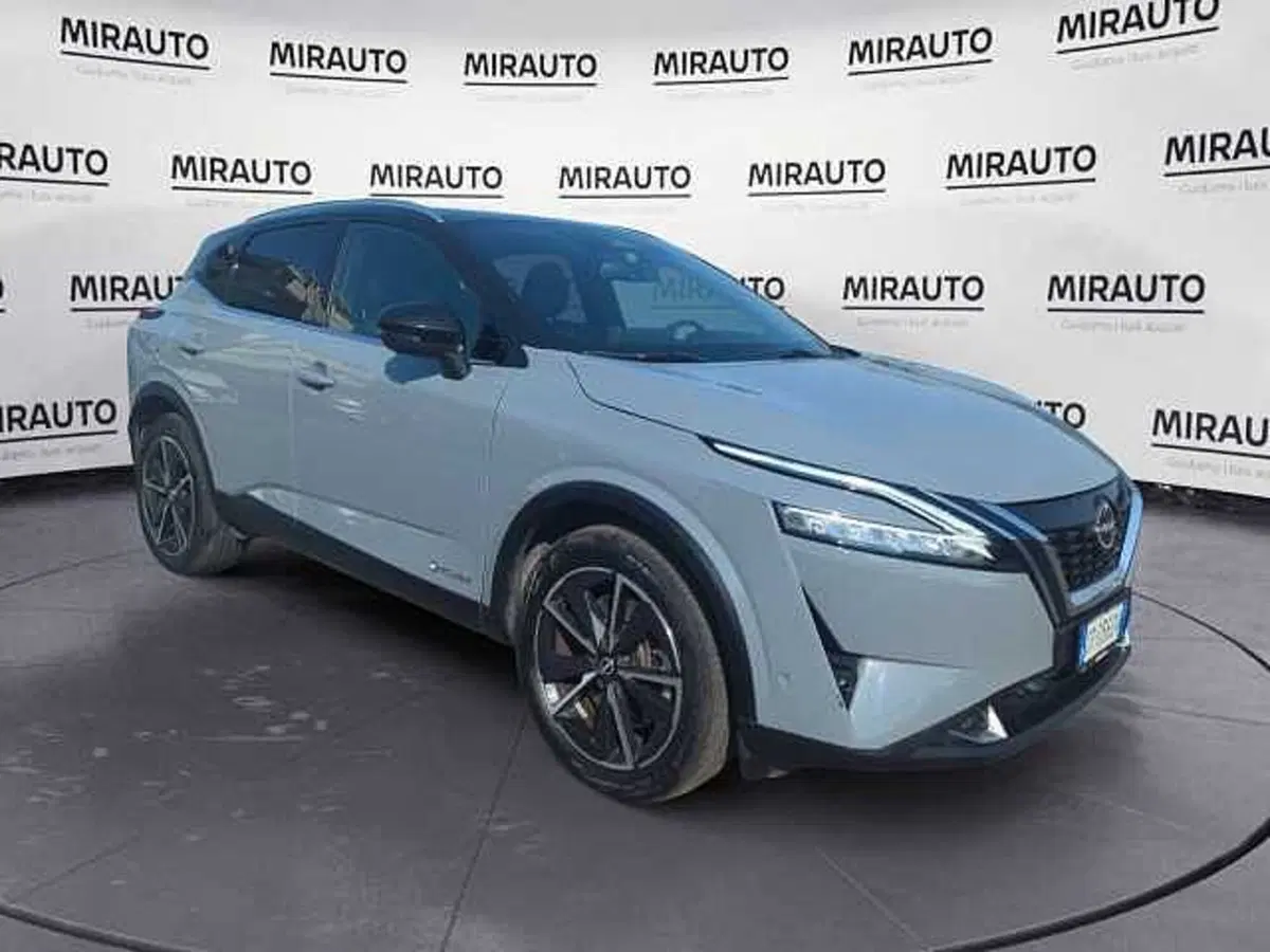 Nissan Qashqai usata a Roma