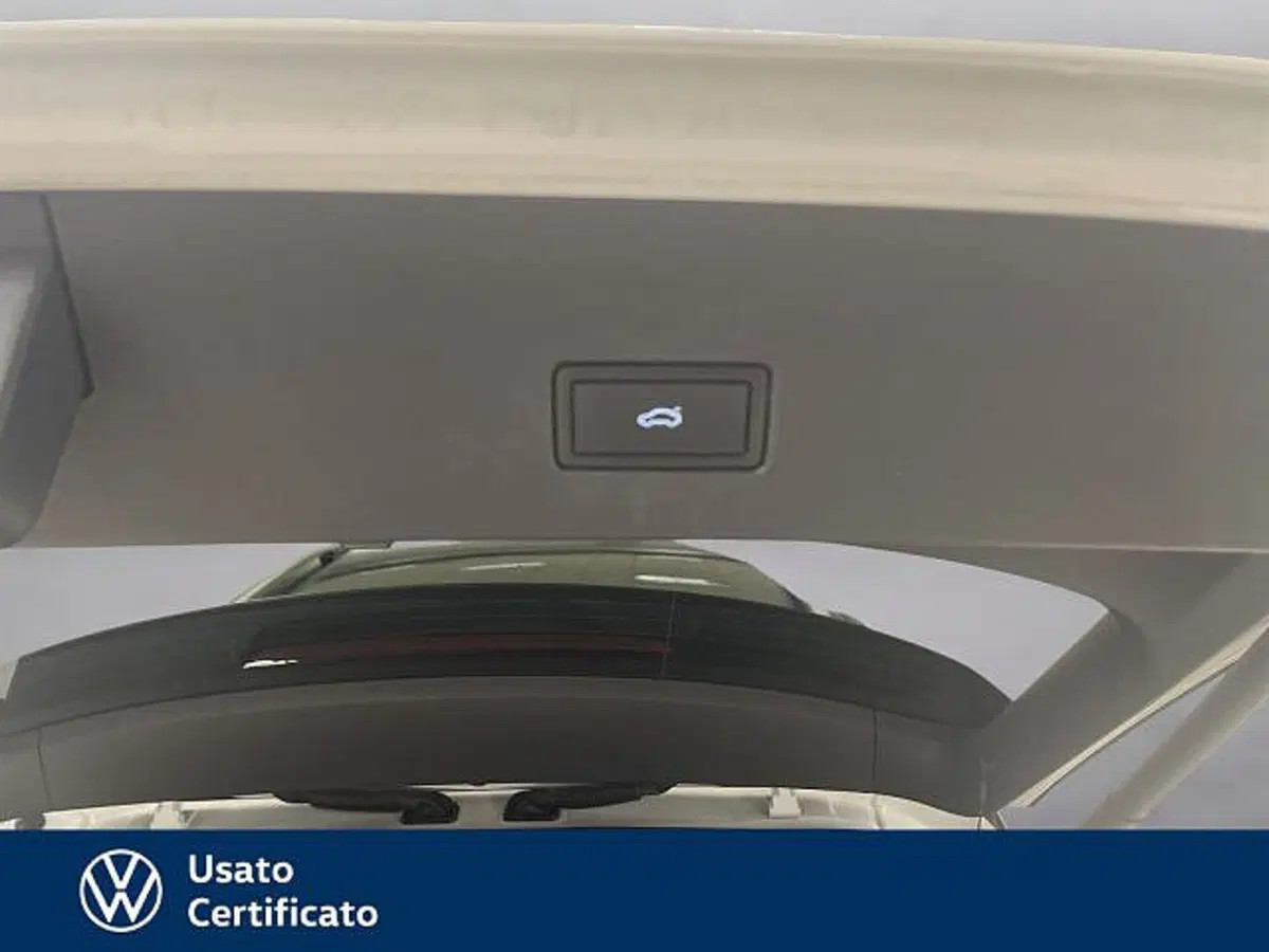 Volkswagen T-Roc usata a Vicenza (20)
