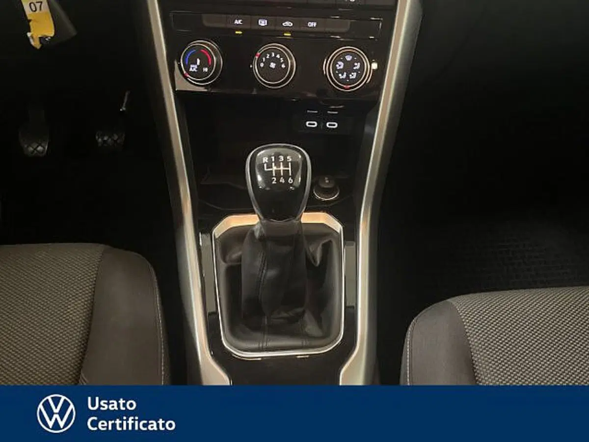 Volkswagen T-Roc usata a Vicenza (11)