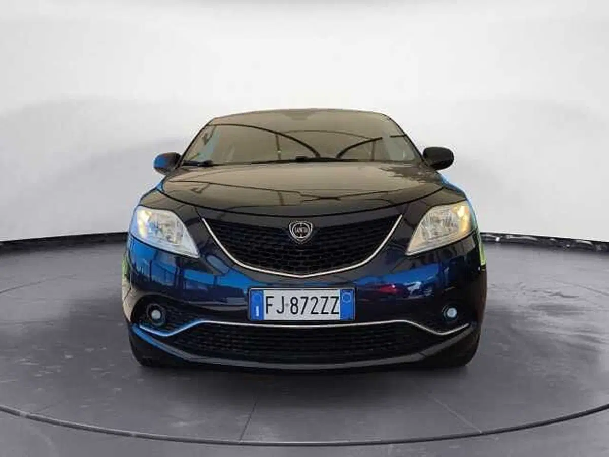 Lancia Ypsilon usata a Firenze (14)