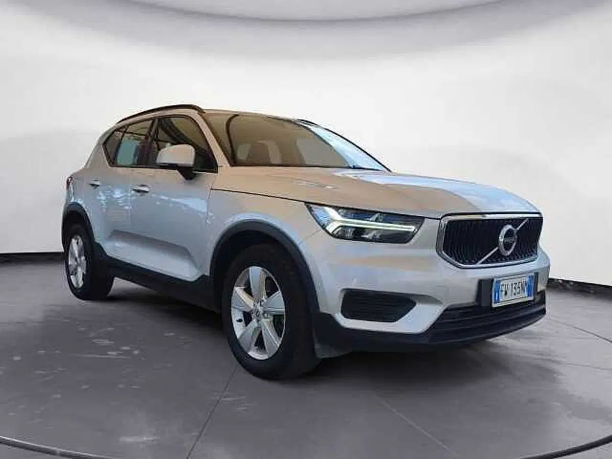 Volvo XC40 usata a Firenze (13)