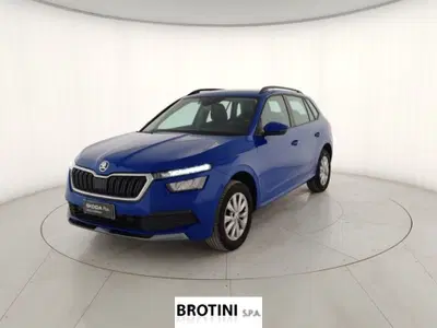 Skoda Kamiq 1.0 TSI Ambition del 2022 usata a Massa