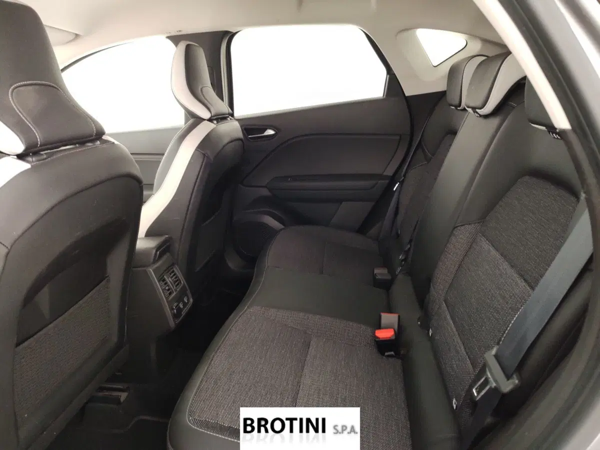 Renault Captur usata a Massa-Carrara (10)