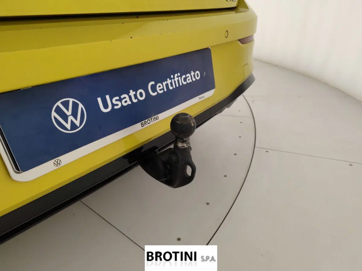 Volkswagen Golf usata a Massa-Carrara (16)