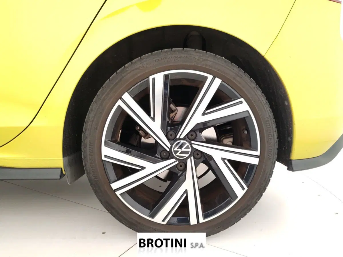 Volkswagen Golf usata a Massa-Carrara (6)