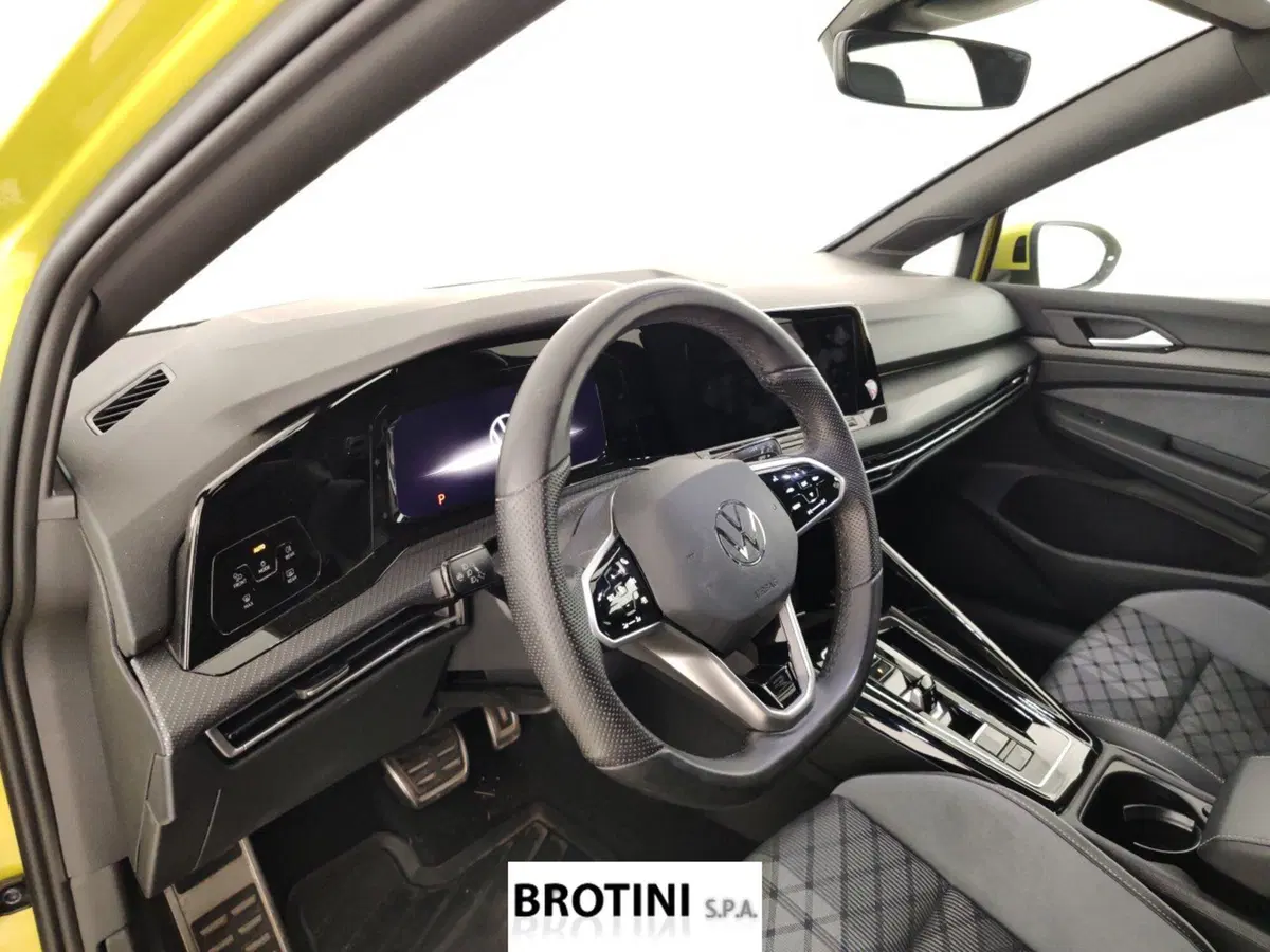 Volkswagen Golf usata a Massa-Carrara (8)