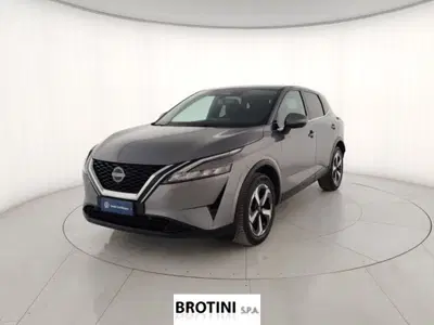 Nissan Qashqai 1.3 mhev N-Connecta 2wd 140cv del 2023 usata a Massa