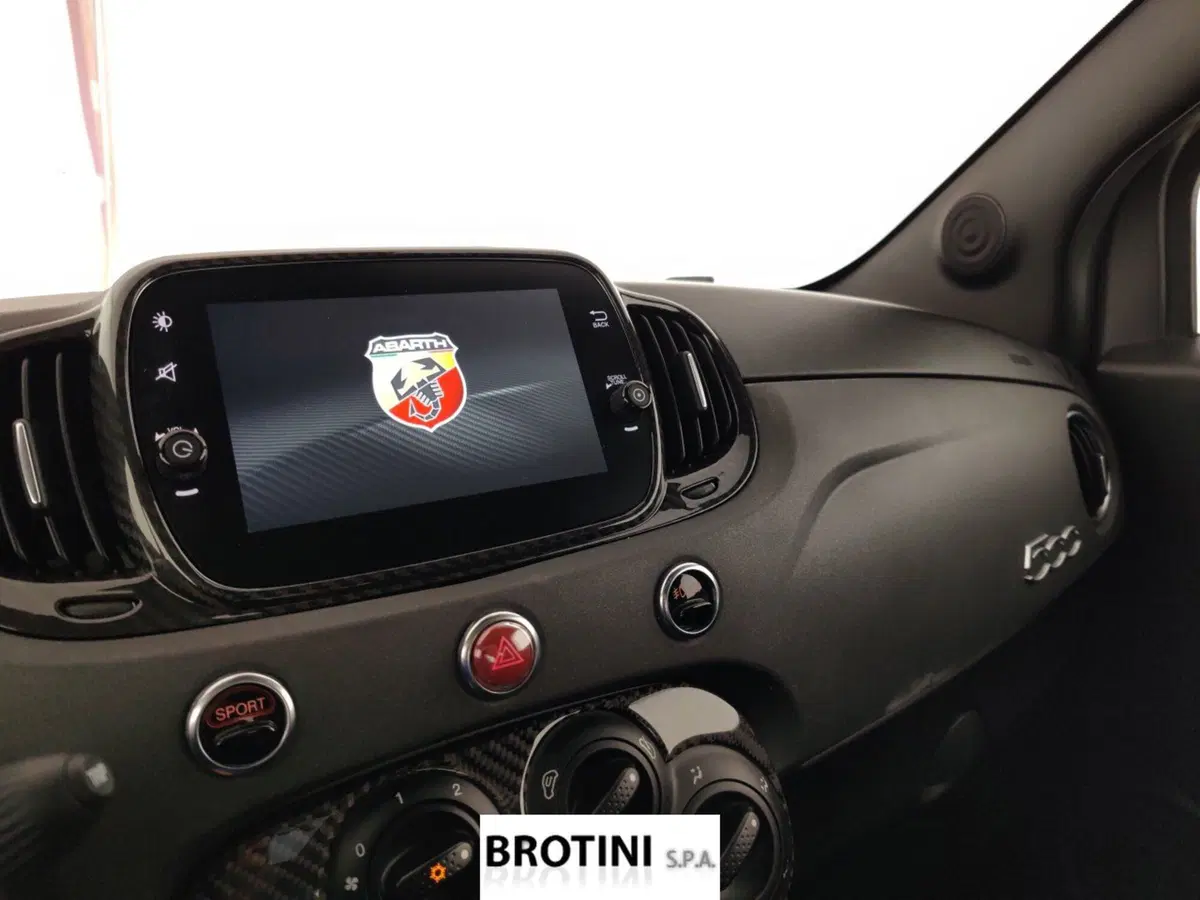 Abarth 500 usata a Massa-Carrara (14)