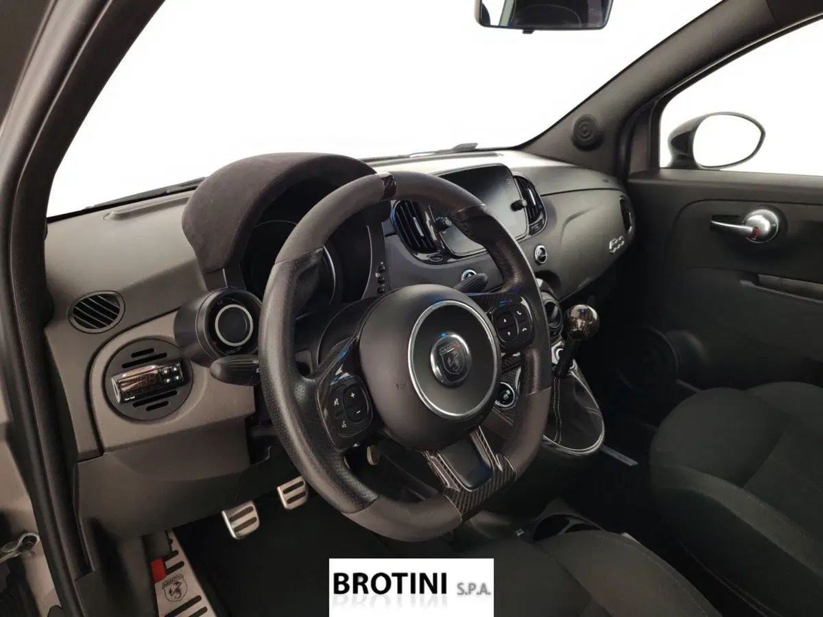 Abarth 500 usata a Massa-Carrara (9)