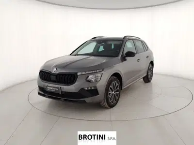 Skoda Kamiq 1.0 tsi Black Dots 95cv del 2024 usata a Massa
