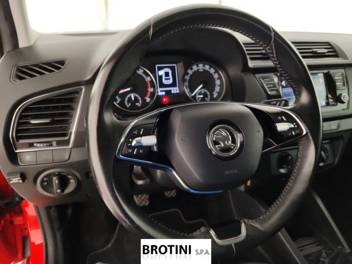 Skoda Fabia usata a Massa-Carrara (15)