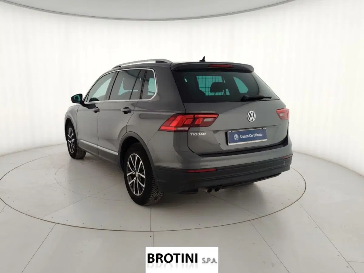 Volkswagen Tiguan usata a Massa-Carrara (2)