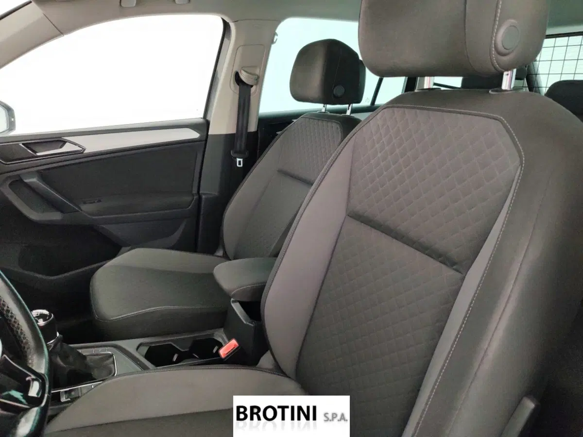 Volkswagen Tiguan usata a Massa-Carrara (9)