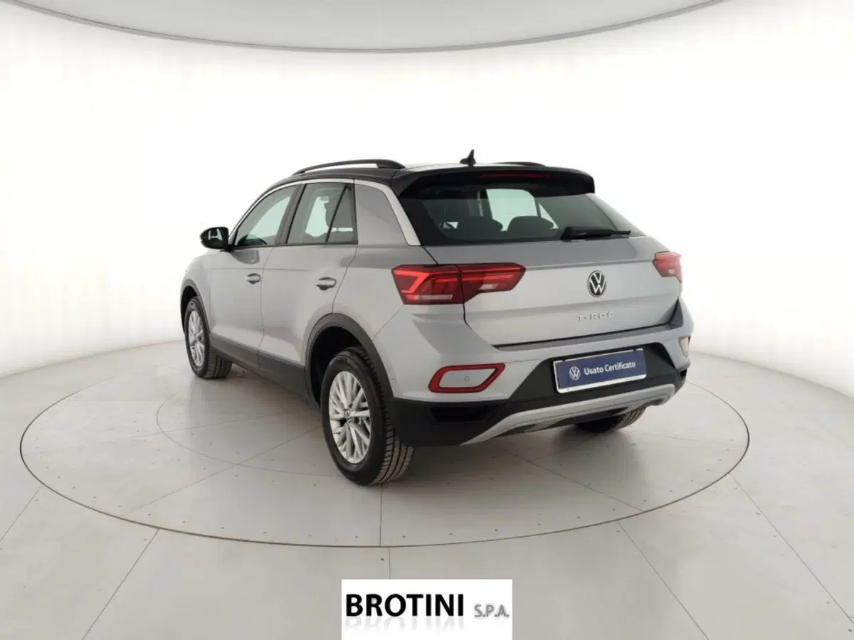 Volkswagen T-Roc usata a Massa-Carrara (2)