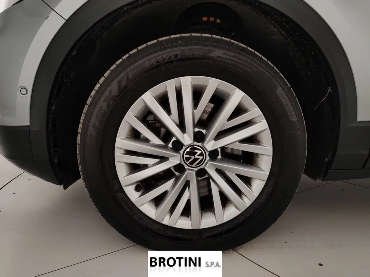 Volkswagen T-Roc usata a Massa-Carrara (6)