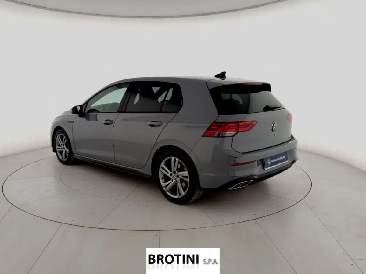 Volkswagen Golf usata a Massa-Carrara (2)
