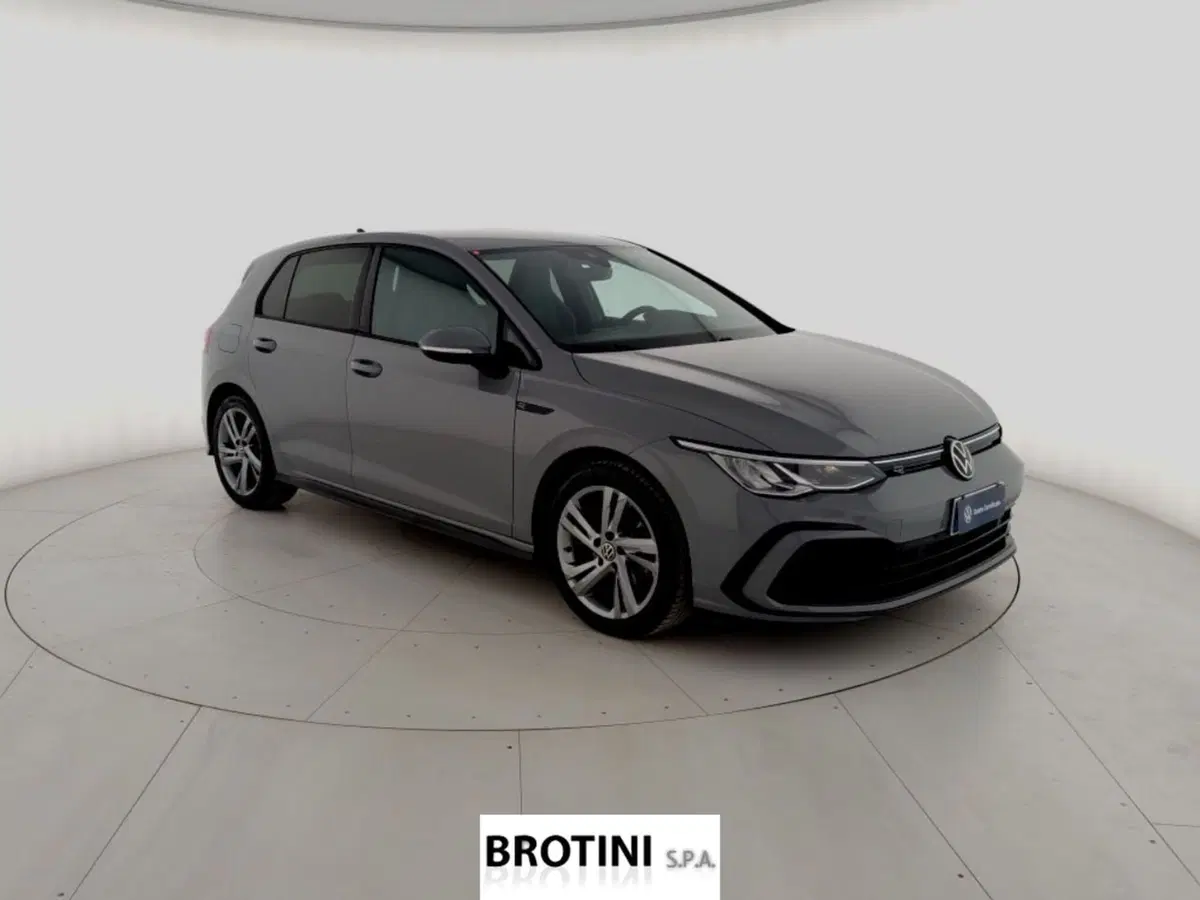 Volkswagen Golf usata a Massa-Carrara (4)