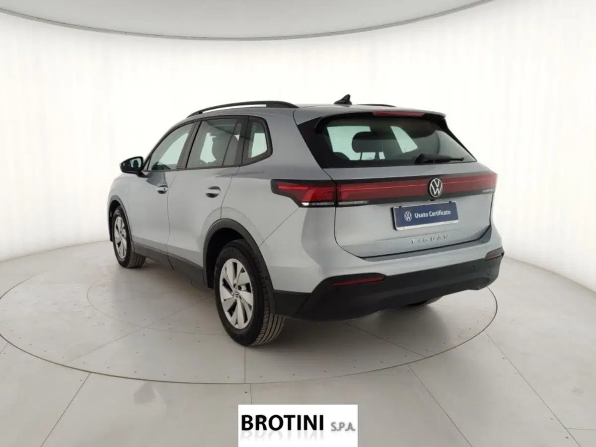 Volkswagen Tiguan usata a Massa-Carrara (2)