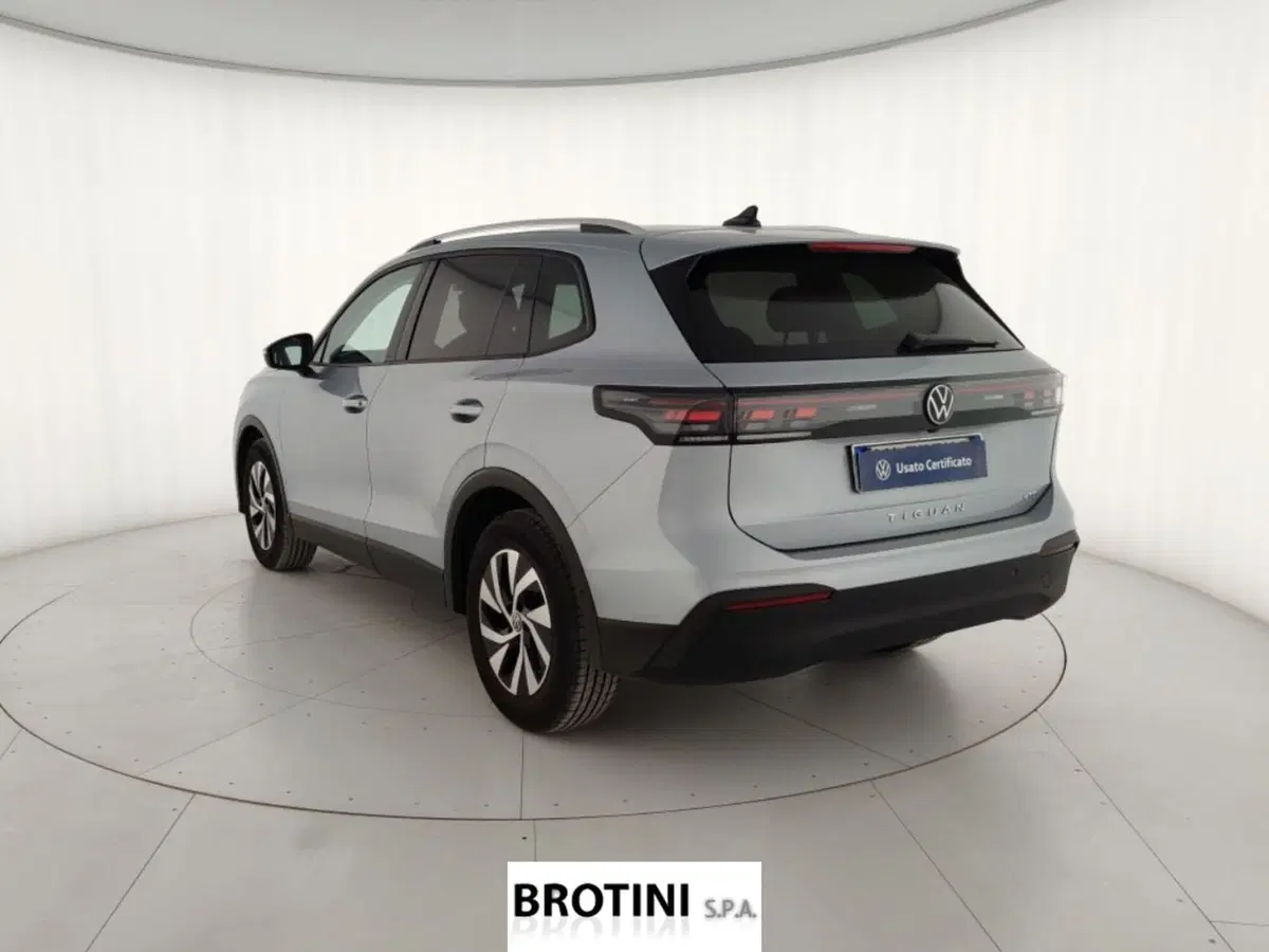 Volkswagen Tiguan usata a Massa-Carrara (2)