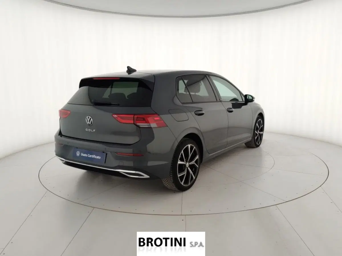 Volkswagen Golf usata a Massa-Carrara (3)