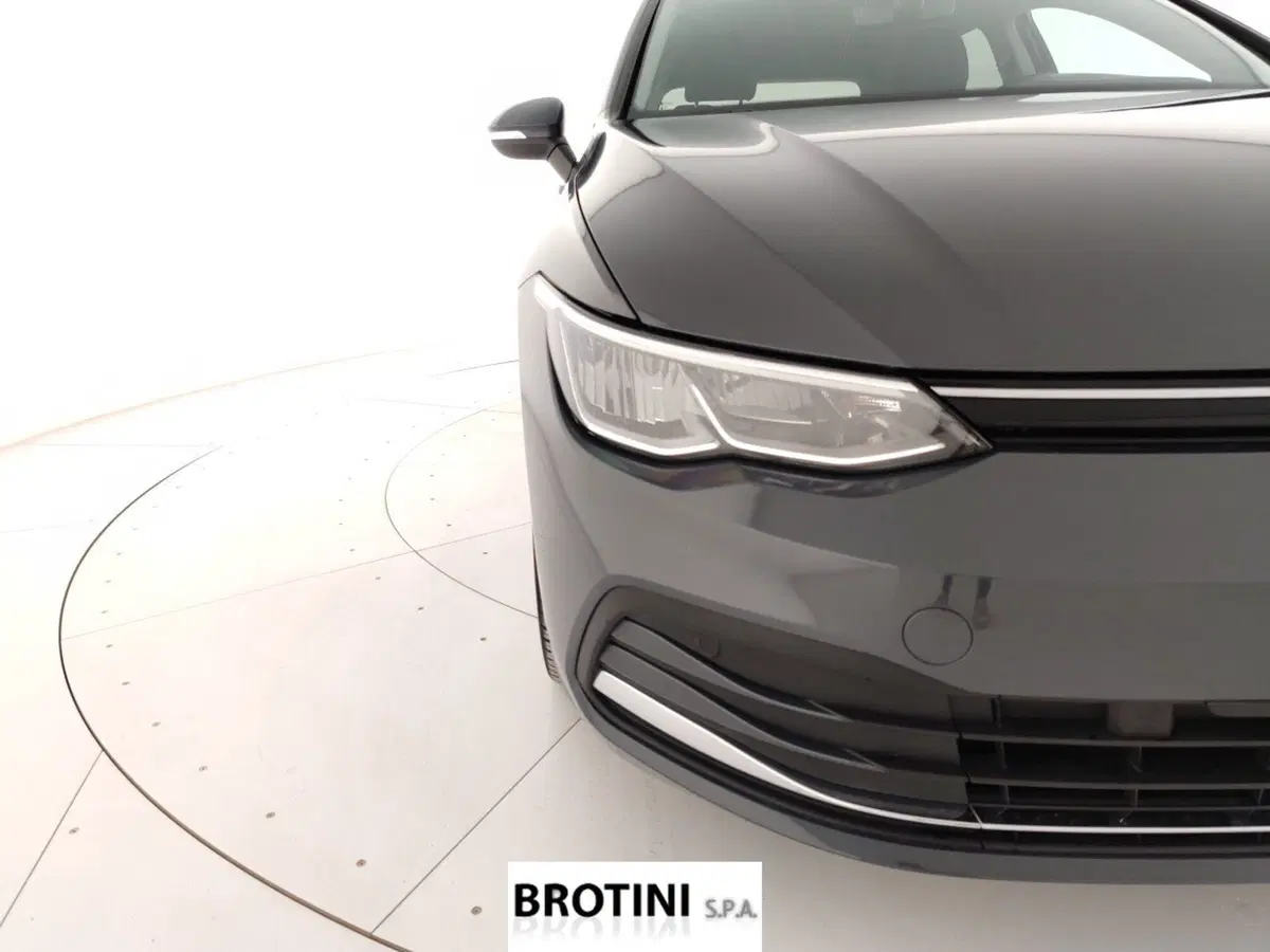 Volkswagen Golf usata a Massa-Carrara (5)