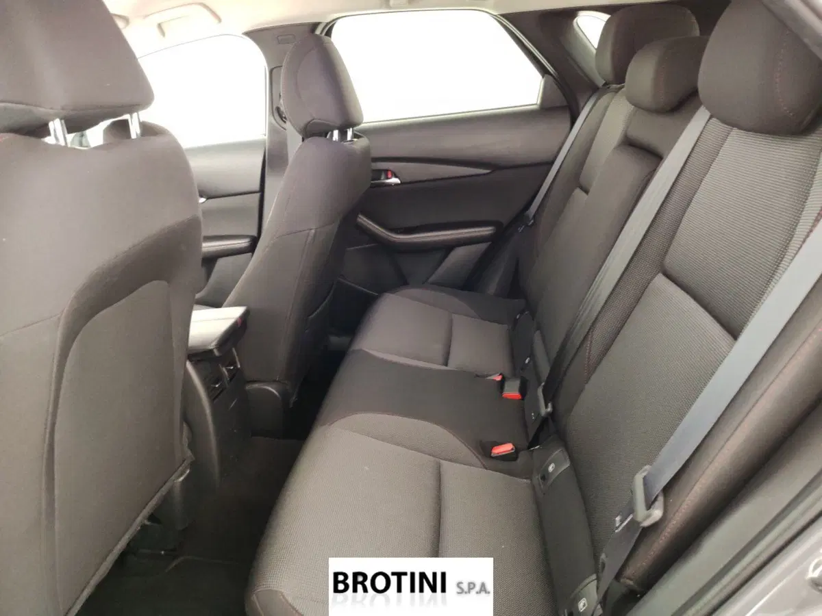 Mazda CX-30 usata a Massa-Carrara (10)
