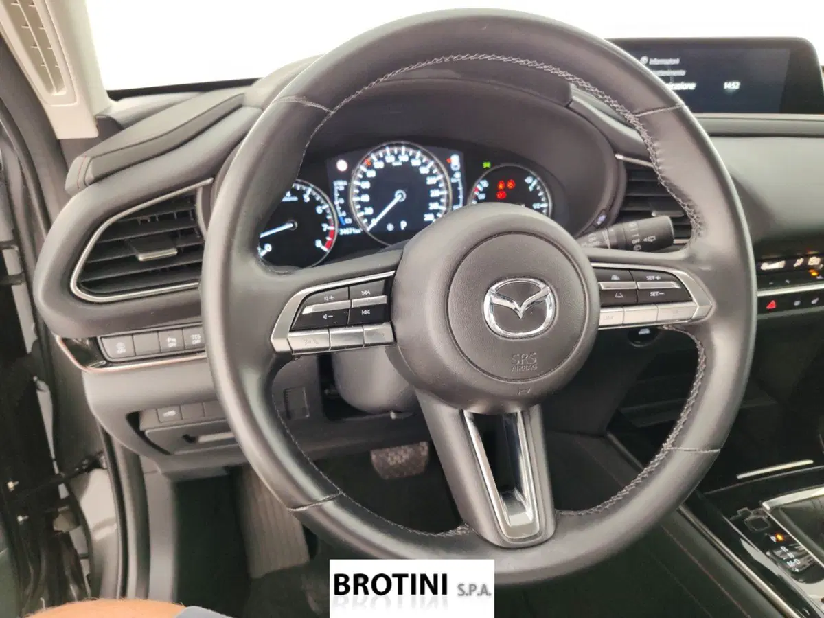 Mazda CX-30 usata a Massa-Carrara (14)
