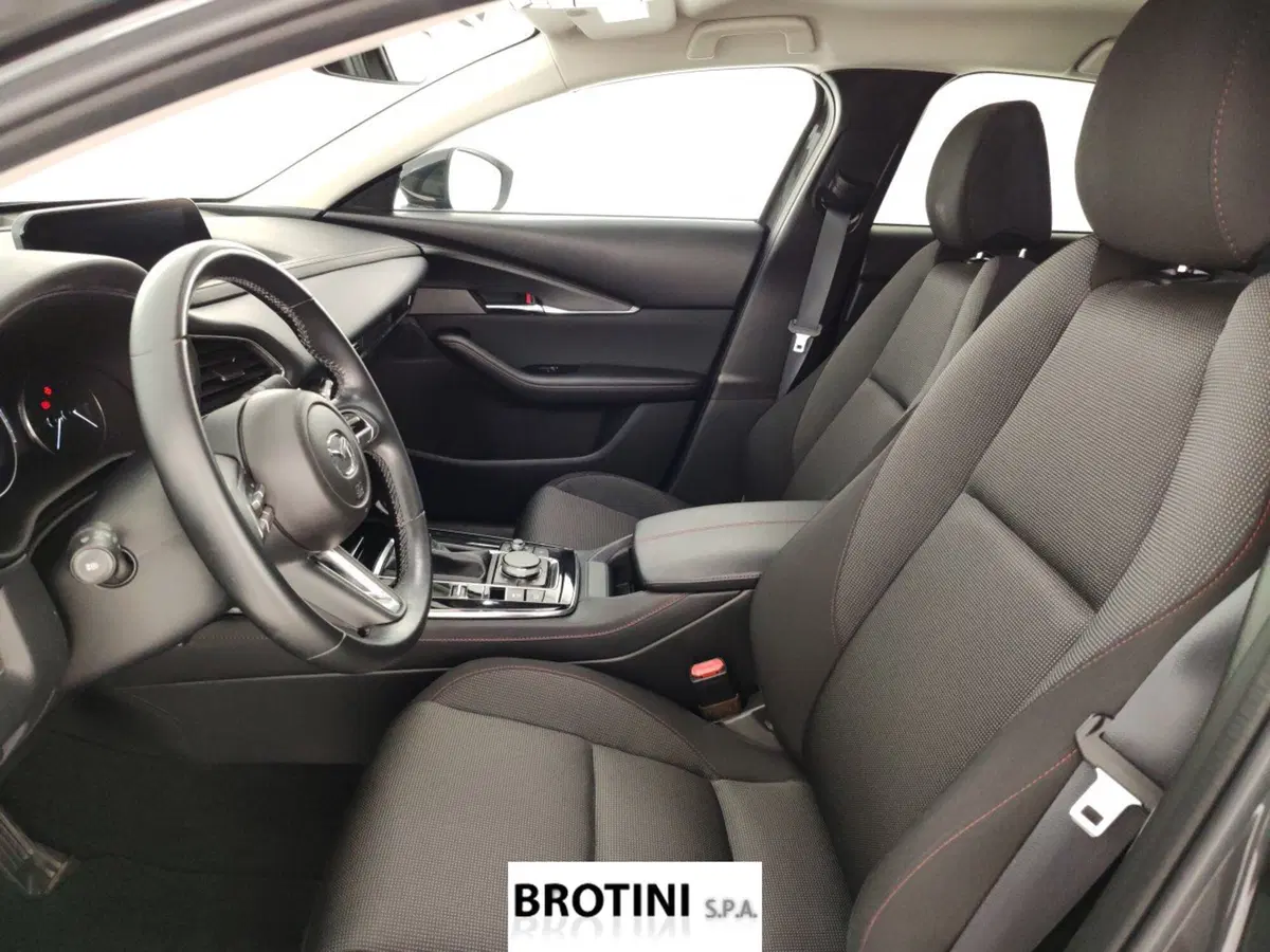 Mazda CX-30 usata a Massa-Carrara (7)