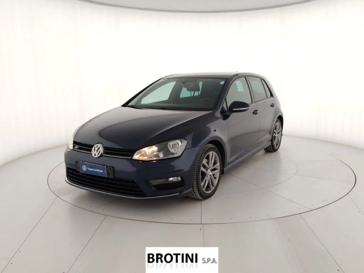 Volkswagen Golf usata a Massa-Carrara