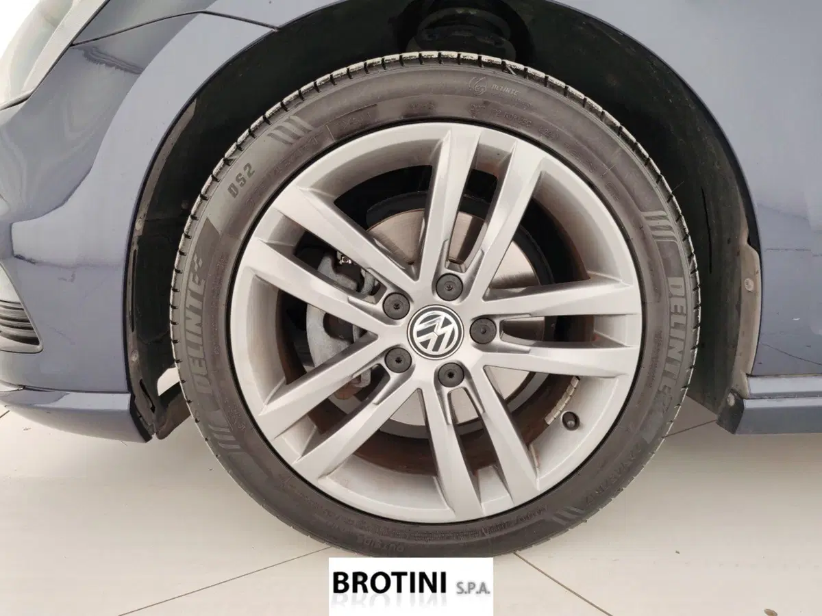 Volkswagen Golf usata a Massa-Carrara (6)