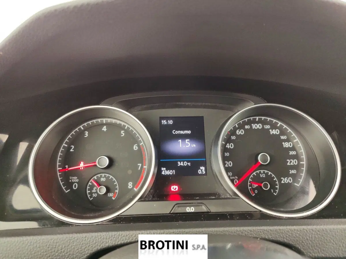 Volkswagen Golf usata a Massa-Carrara (9)